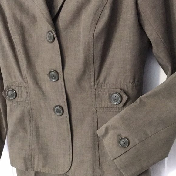 3/$40 Cleo Olive Green Blazer & Pant Suit; Sizes 4 Petite & 2 Petite; Vintage - Picture 2 of 13